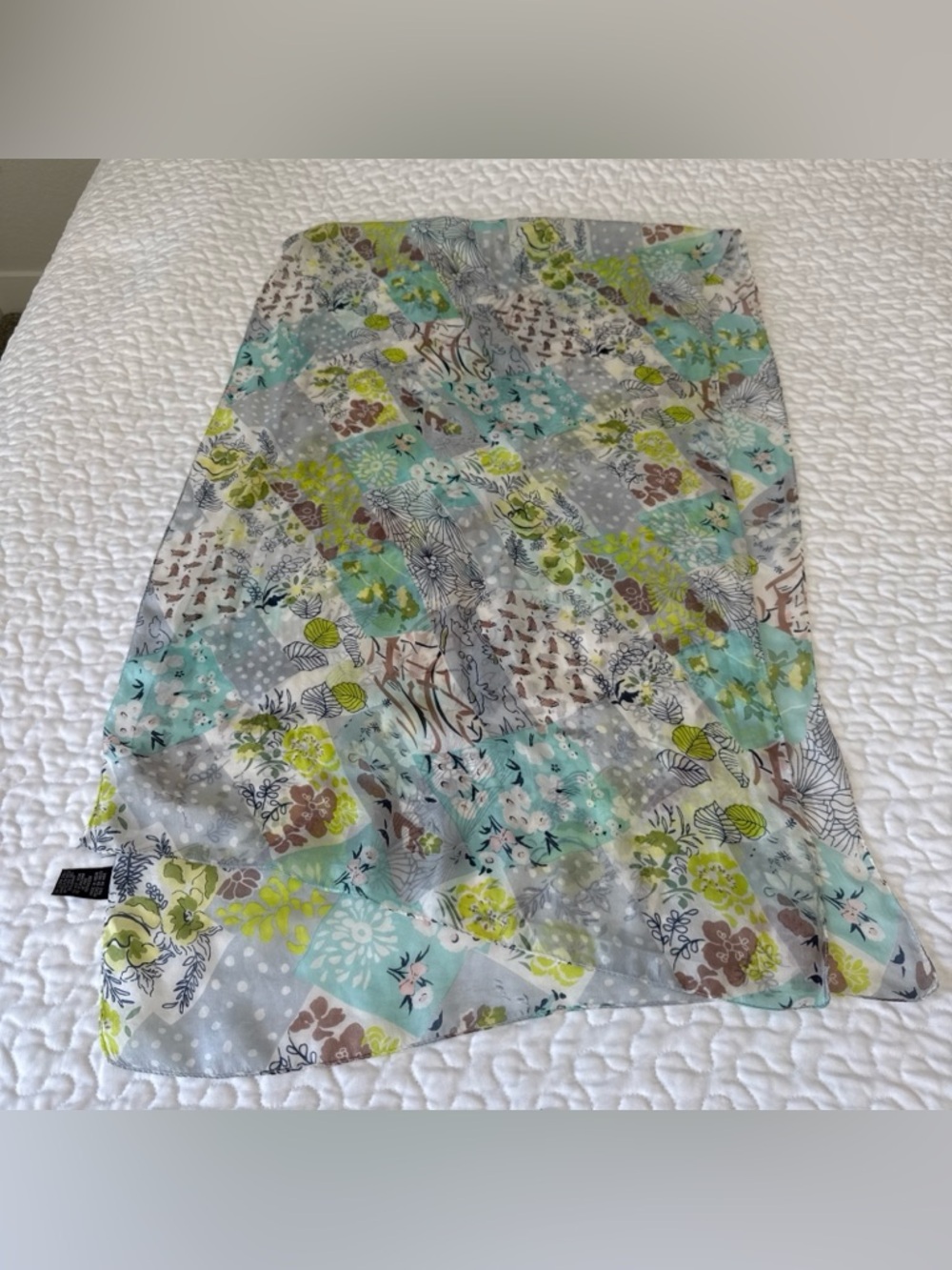 VTG Vivante By VSA 100% Silk‎ Scarf Wrap Patchwork Floral ~72”x 21” Boho Spring